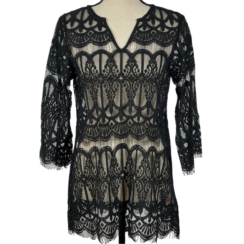 Valerie Steven’s black lace over shirt top size small